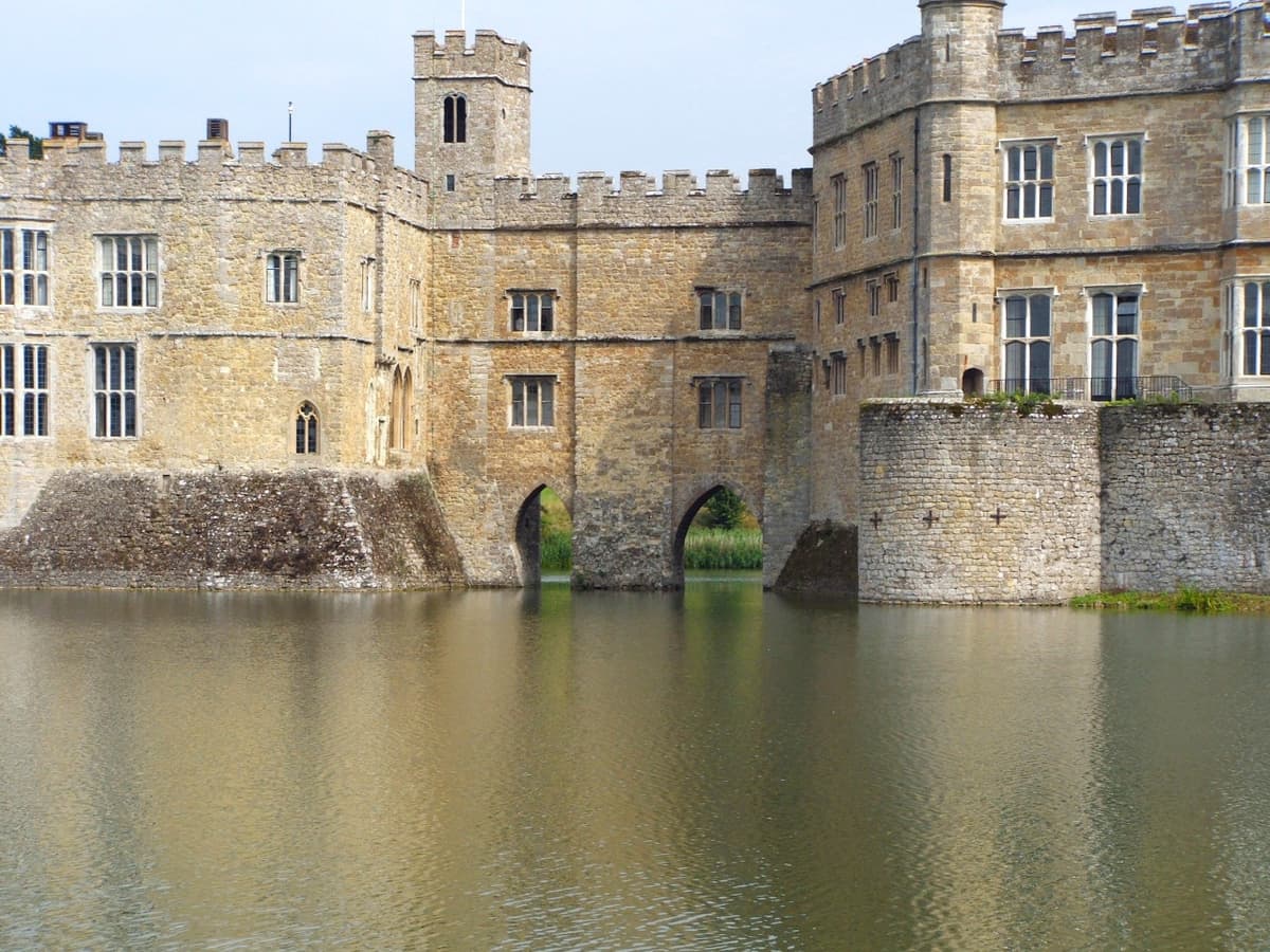 Leeds Castle, Canterbury, Dover and Greenwich Tour