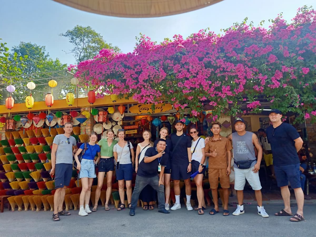 Hue City Tour with Dragon Boat Ride