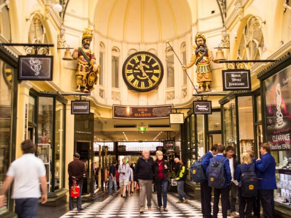 Melbourne Bus Tour with Queen Victoria Market visit