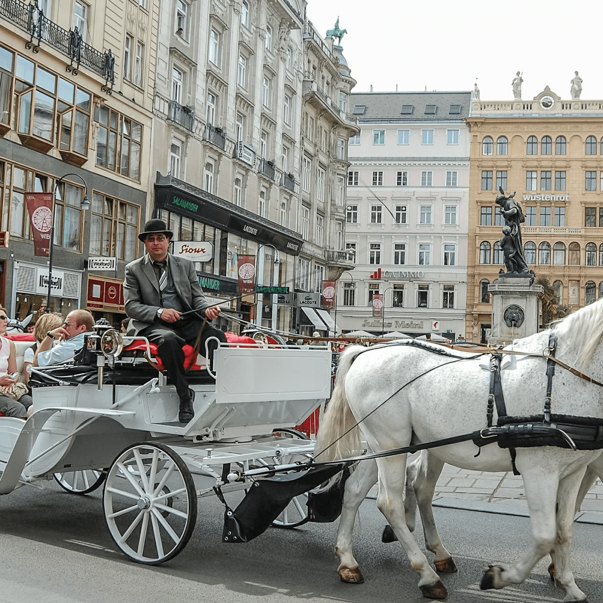Hofburg Palace and Sisi Museum Skip-the-Line Guided Tour