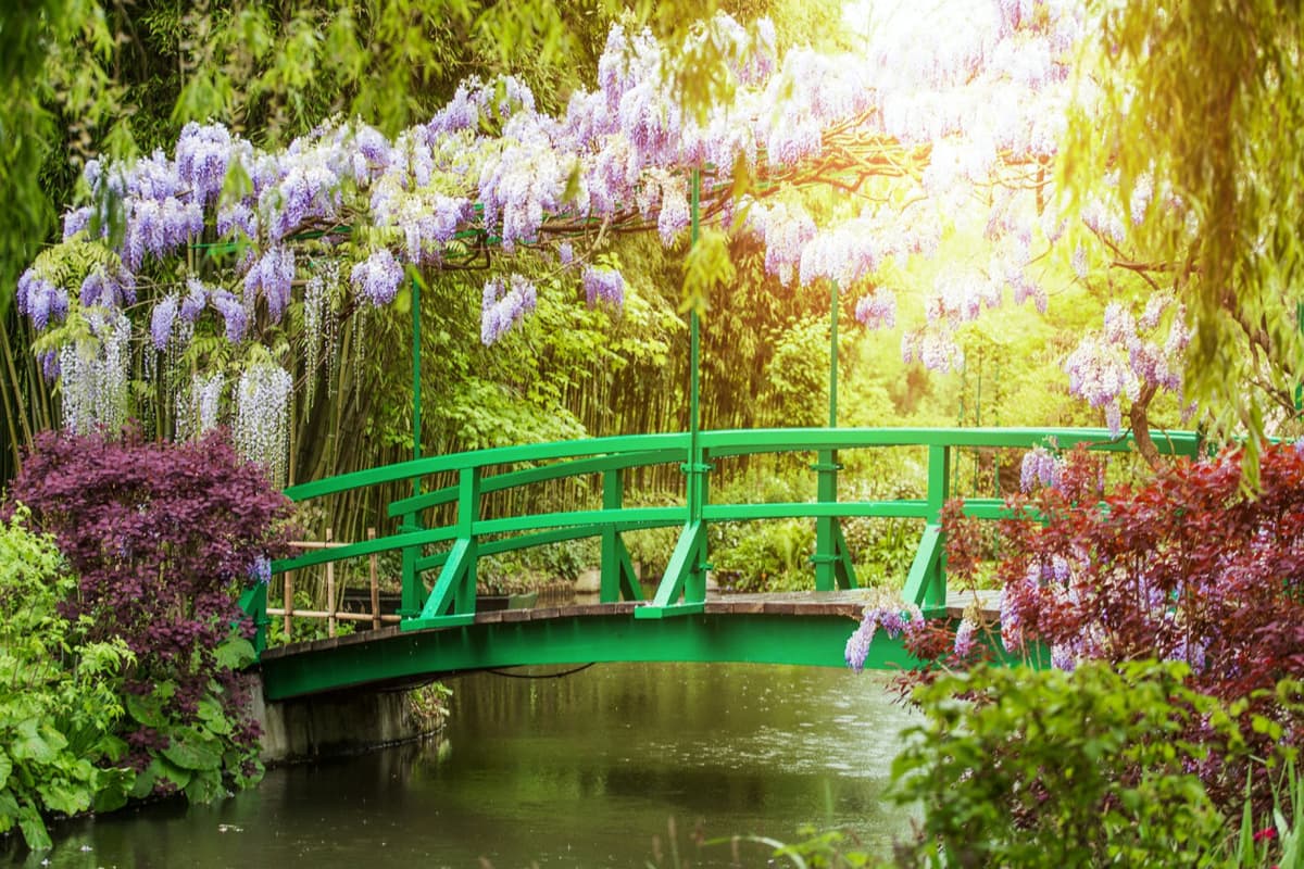 Giverny: Impressionist Day Trip from Paris with Audio Guide