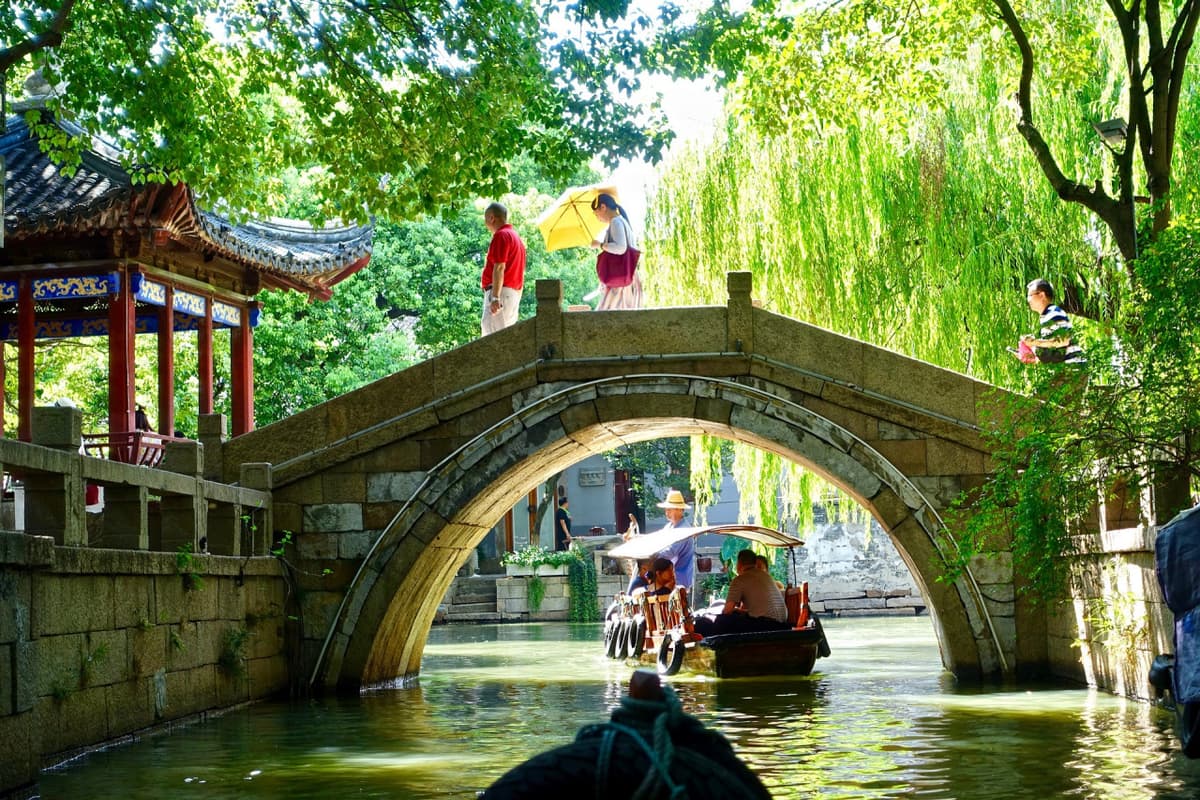 Suzhou City and Zhouzhuang Water Village Tour