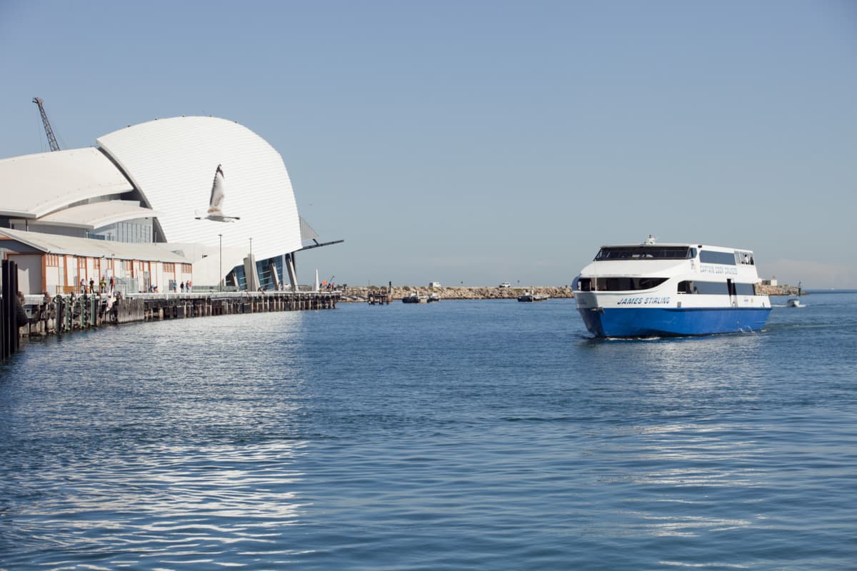Captain Cook Cruises - Between Perth and Fremantle Scenic Cruise