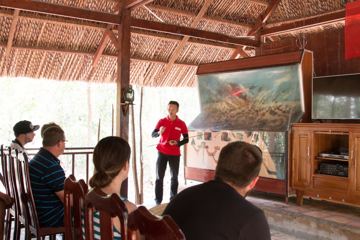 Ho Chi Minh City and Cu Chi Tunnels Full-Day Tour