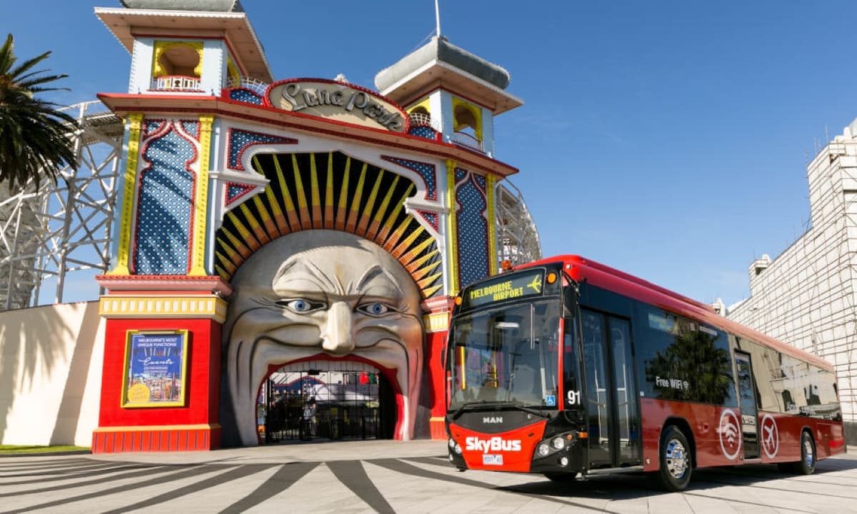 SkyBus Melbourne City Express Airport Transfer