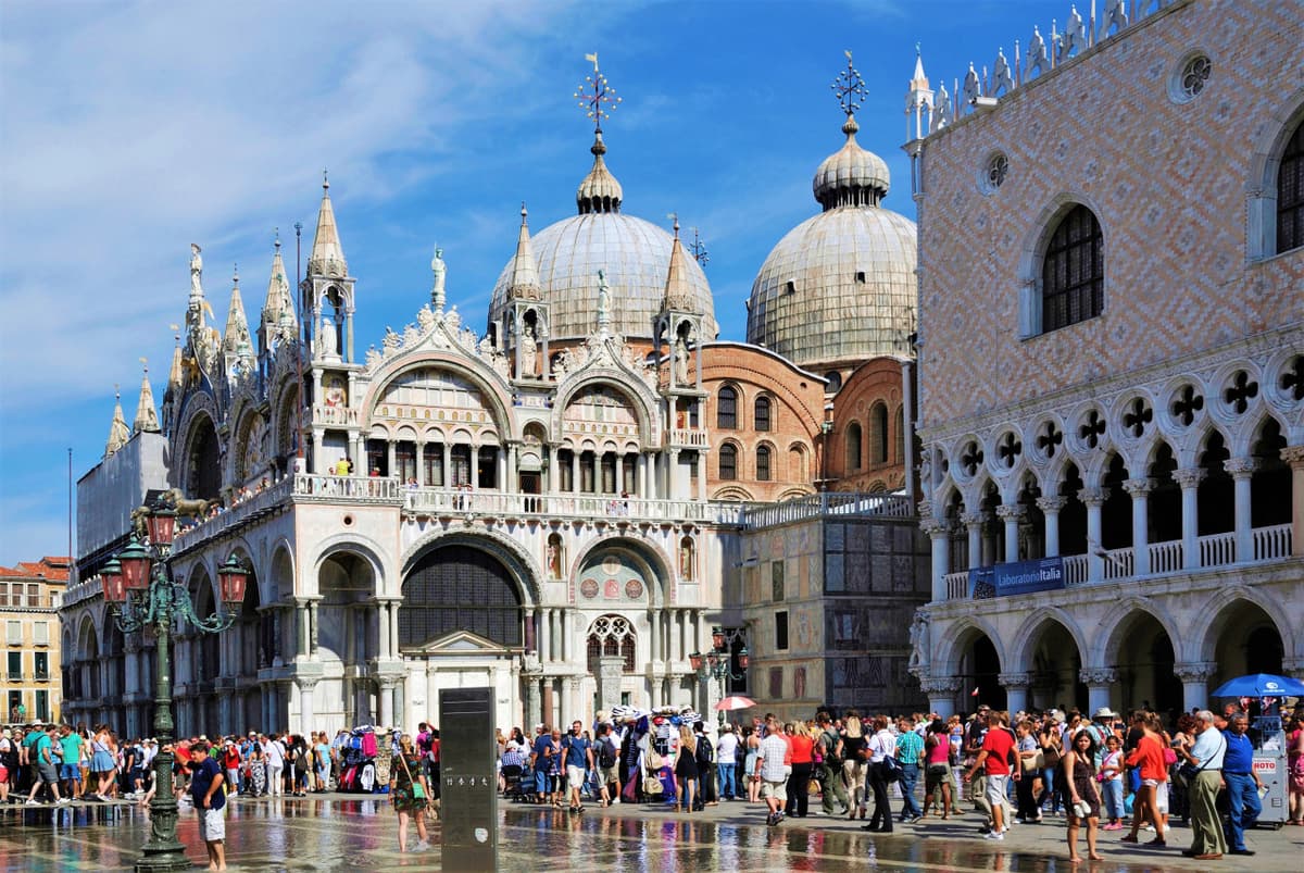 St. Mark's Basilica and Doge's Palace Skip-the-Line Guided Tour