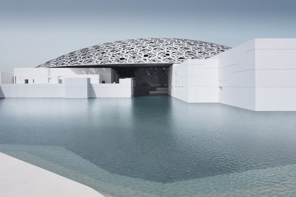 COMBO: Louvre Abu Dhabi + teamLab Phenomena + Big Bus Abu Dhabi Hop-on Hop-off Bus Tour