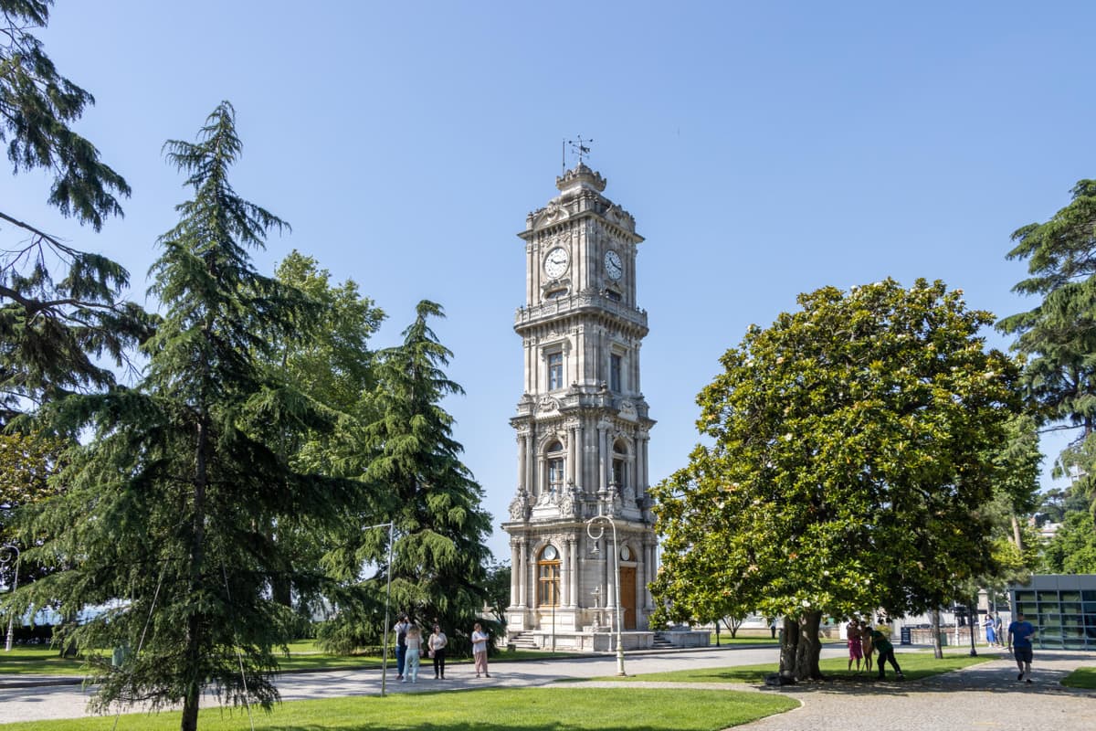 COMBO: Galata Tower + Dolmabahce Palace Ticket