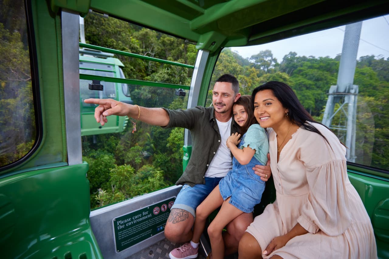 Full-Day Kuranda Tour with Skyrail Cableway, Scenic Railway, Rainforestation and Butterfly Sanctuary