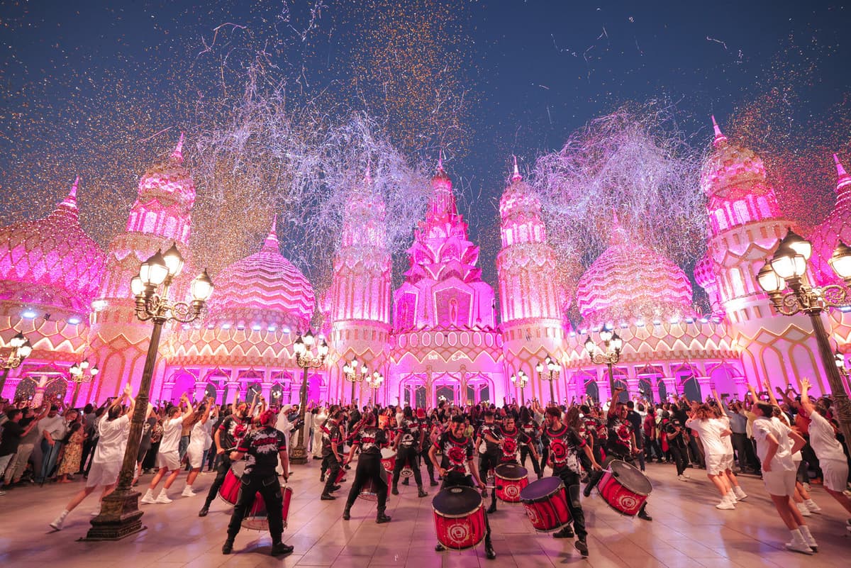 COMBO: Dubai Miracle Garden + Global Village Dubai Tickets