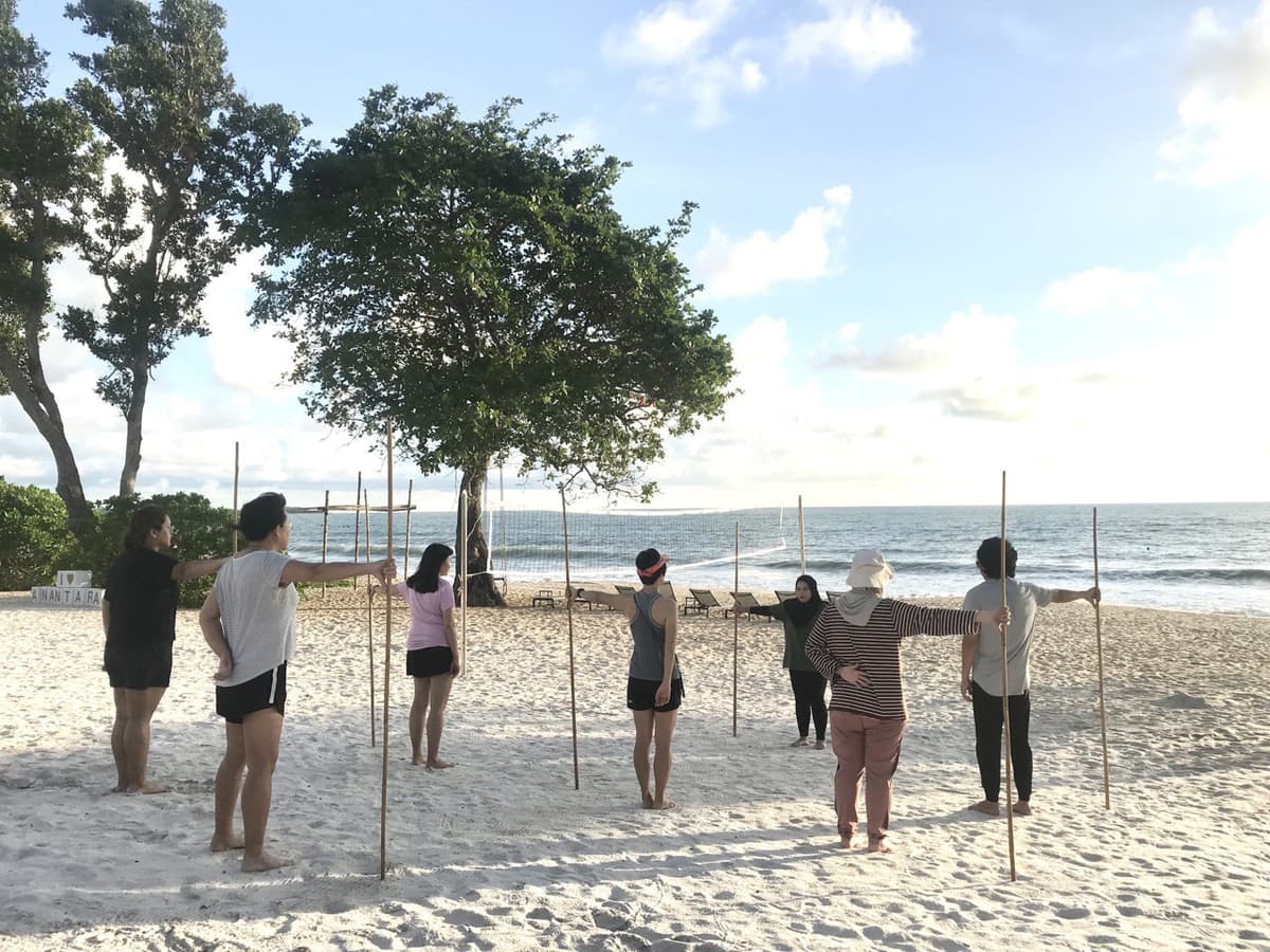 Traditional Dong Stick Workout