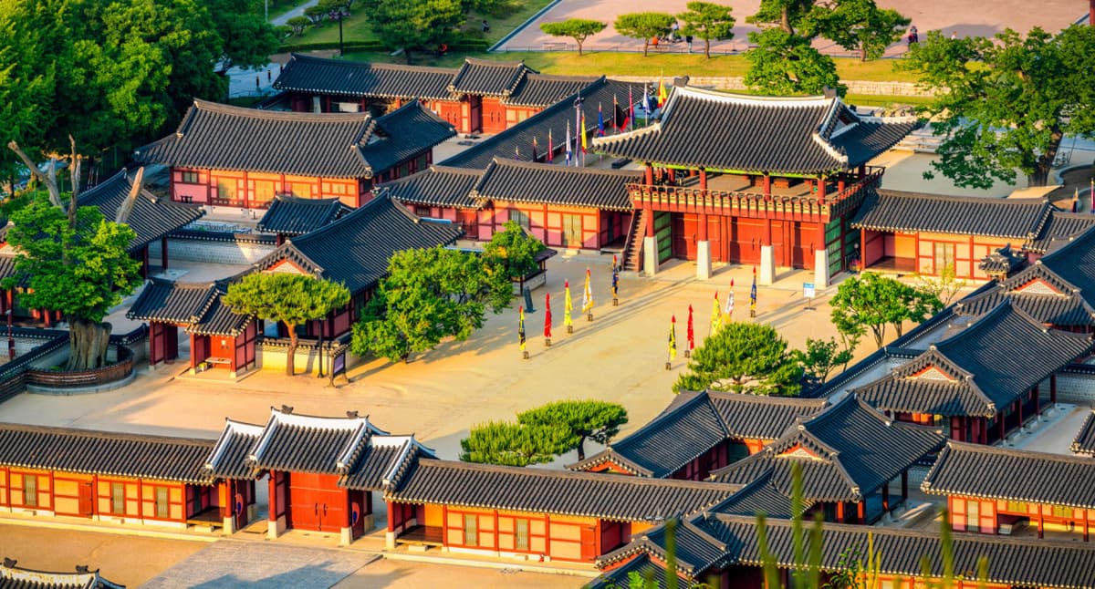 Korean Folk Village and Suwon Hwaseong Fortress Full-Day Tour from Seoul