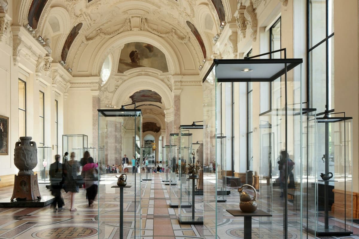 Petit Palais: Artists' Faces Exhibition