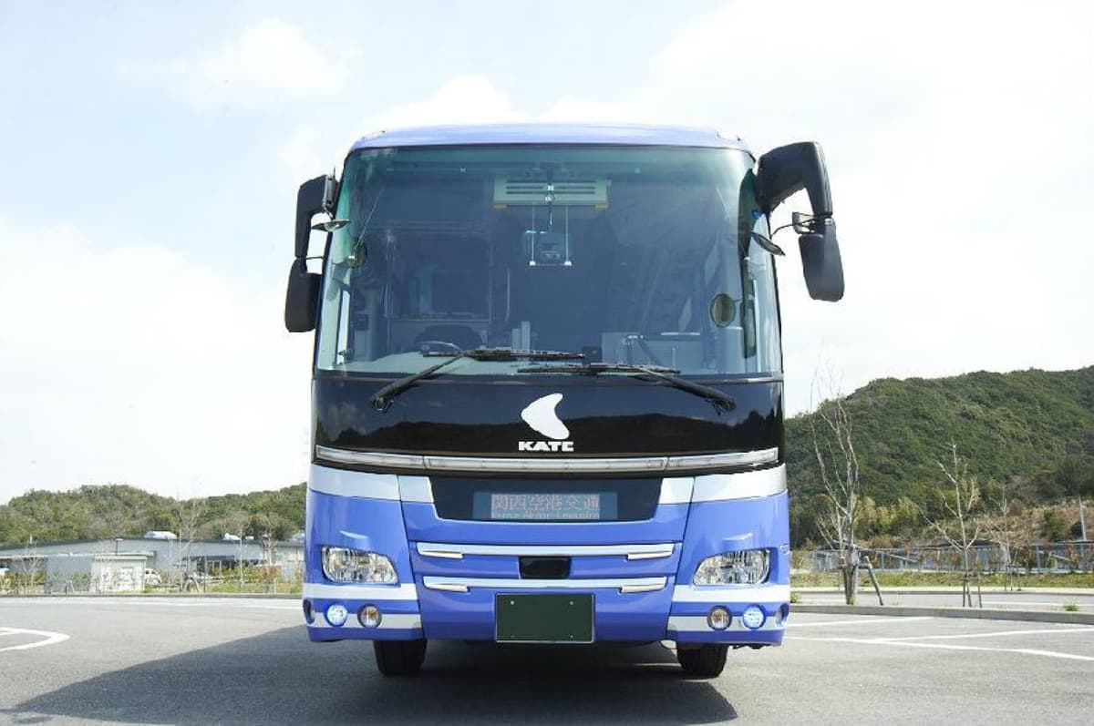Kansai Limousine Bus - Kansai Airport to/from Namba OCAT/Kyoto/Tempozan/USJ