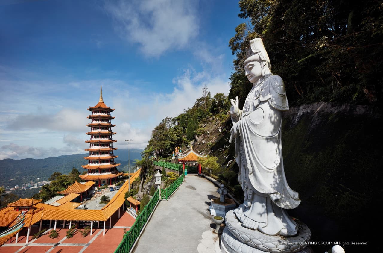 Awana SkyWay Cable Car Tickets (formerly Genting Highlands Premium Outlets Cable Car)