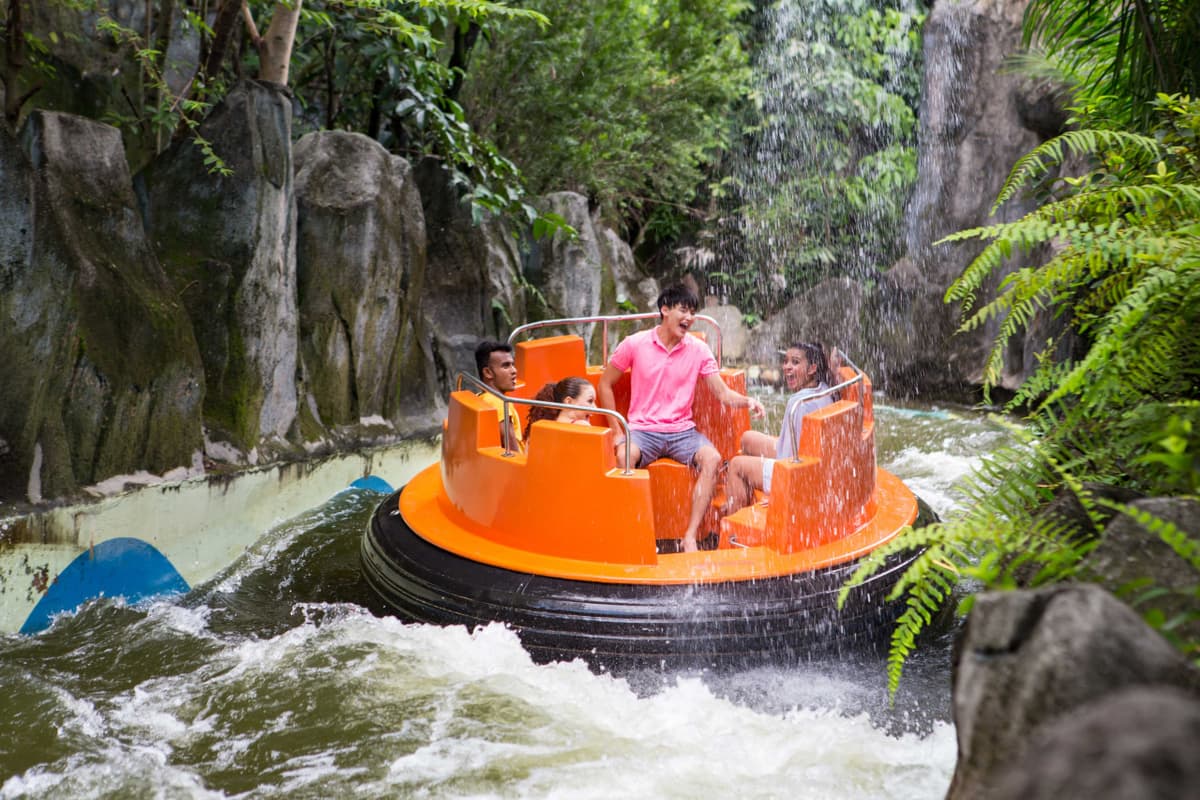 COMBO: Sunway Lagoon Theme Park Ticket + Quack Xpress Pass