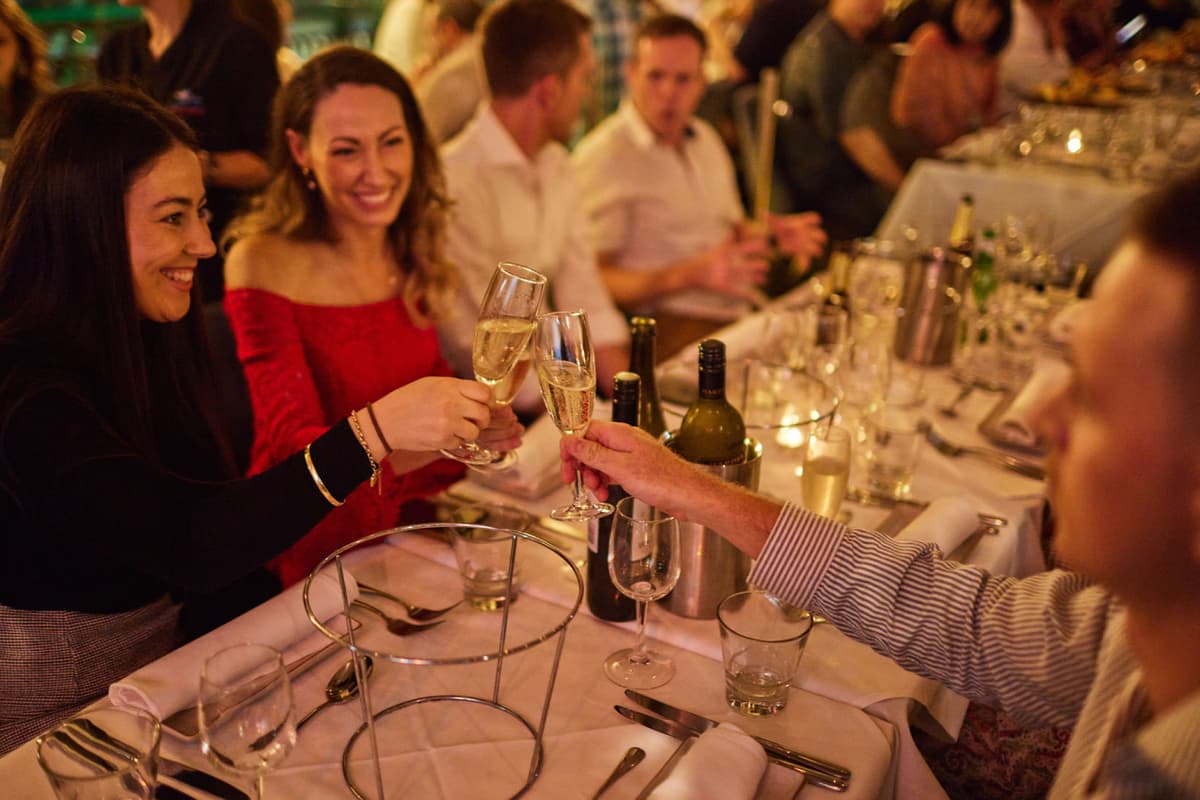 Sydney Harbour Showboat Dinner Cruise