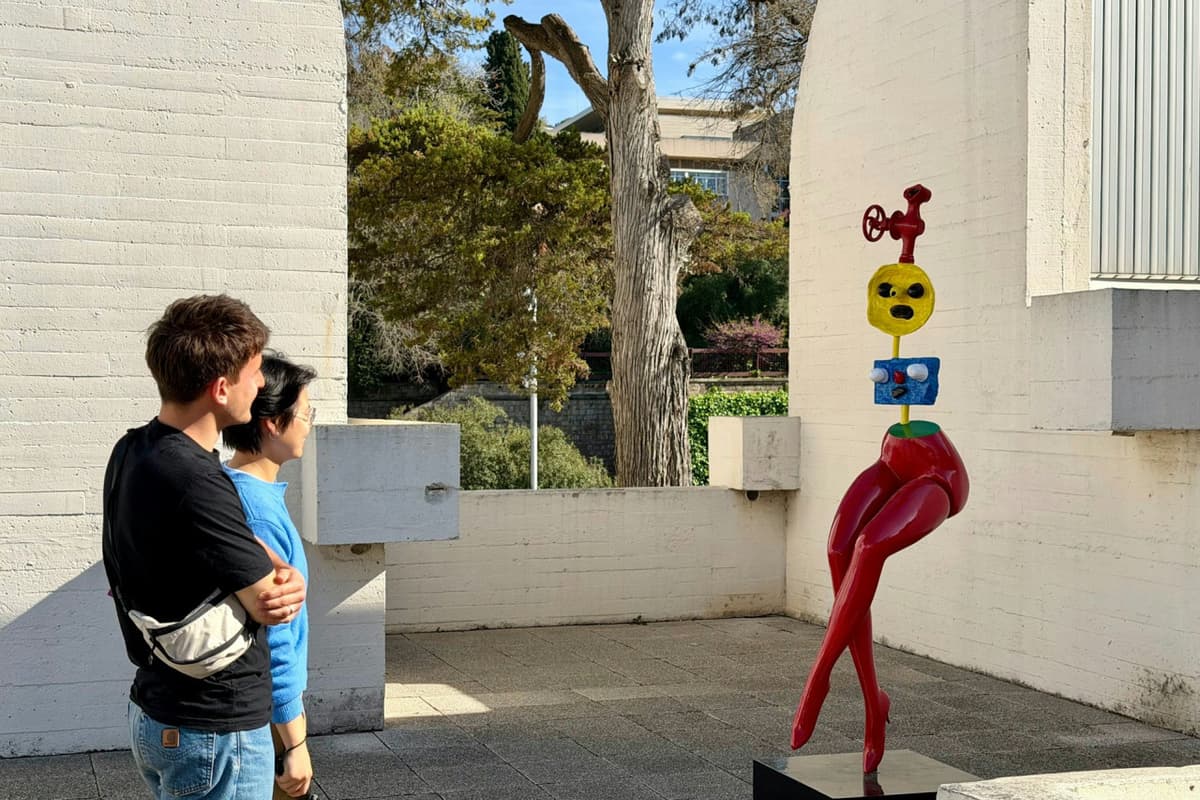 Fundació Joan Miró Ticket + Guided Tour in Mandarin, Japanese or Korean