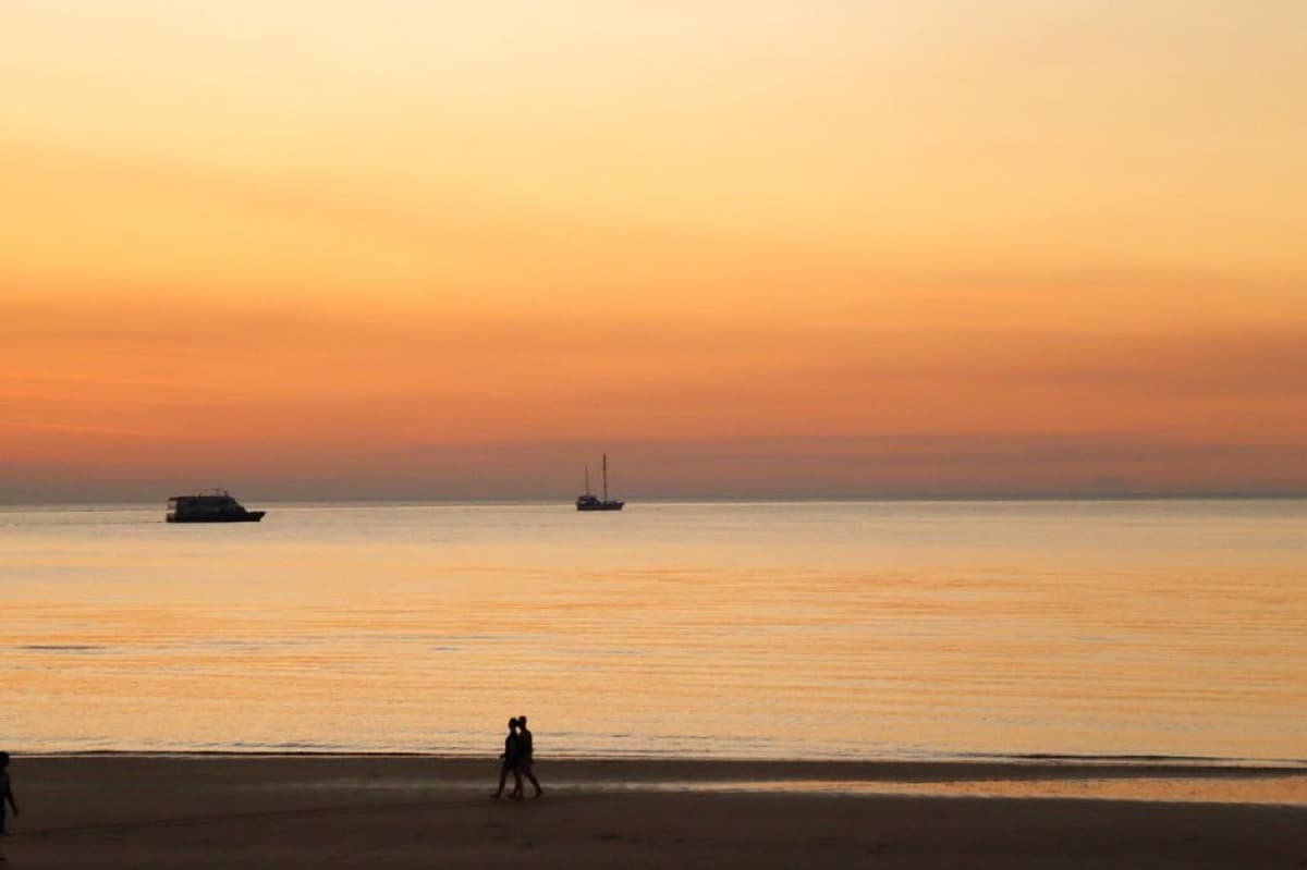 Charles Darwin Sunset Cruise