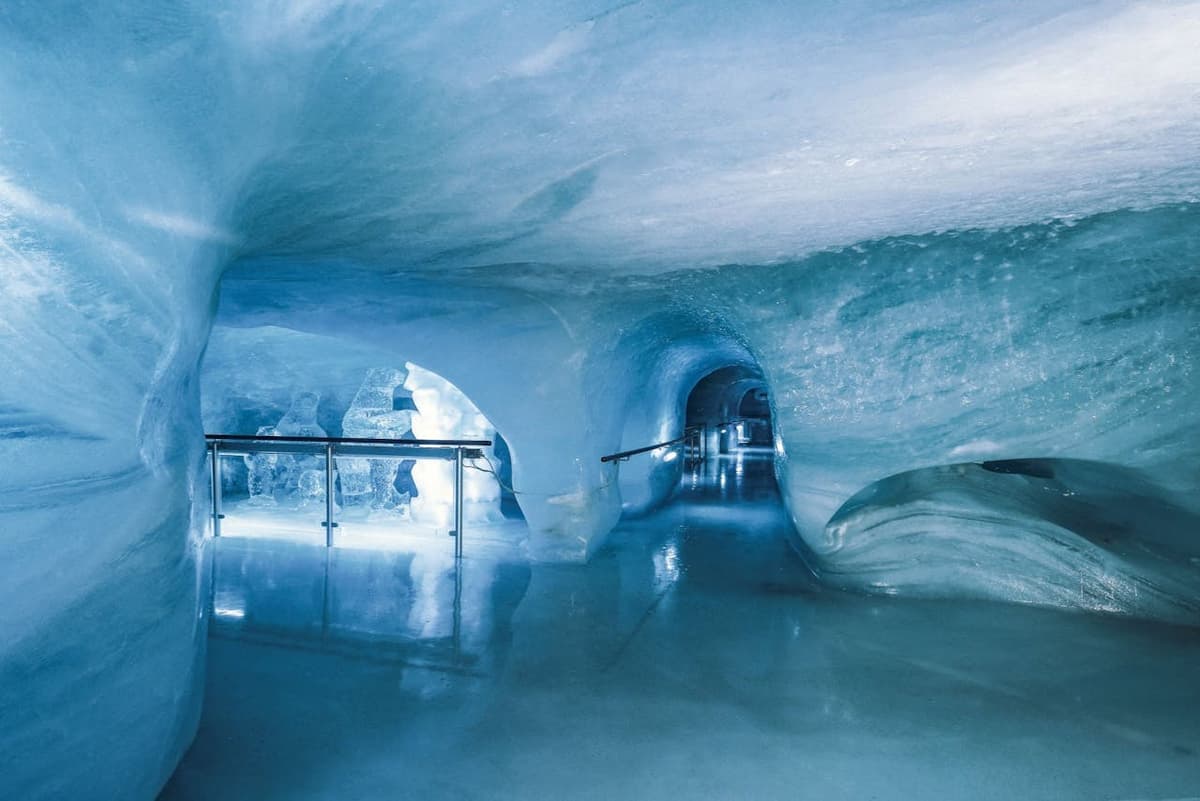 Jungfraujoch: Roundtrip Train from Grindelwald
