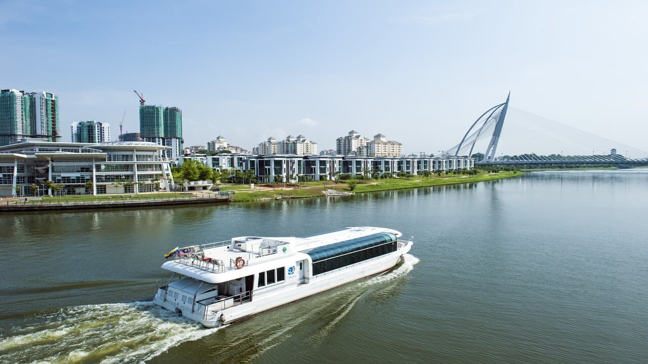 Putrajaya River Cruise and City Tour from Kuala Lumpur