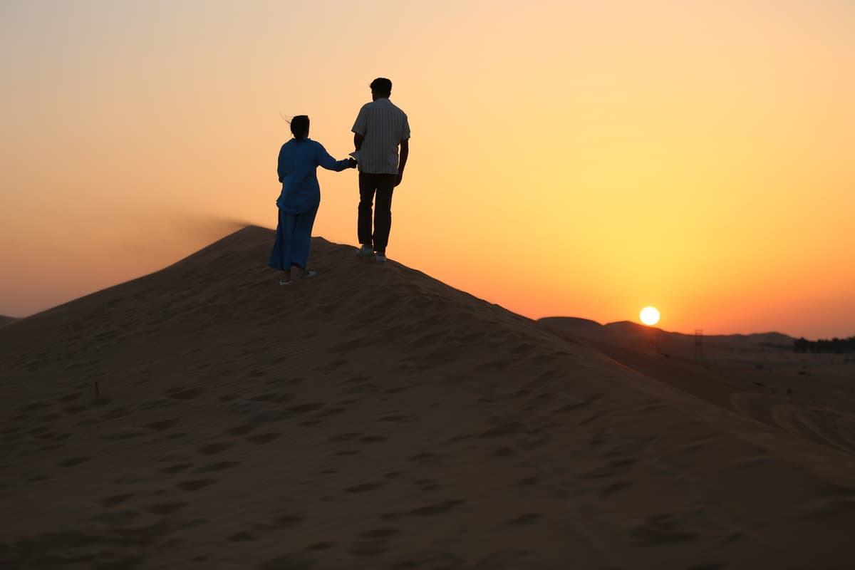 Premium Evening Desert Safari Tour from Dubai with BBQ Dinner