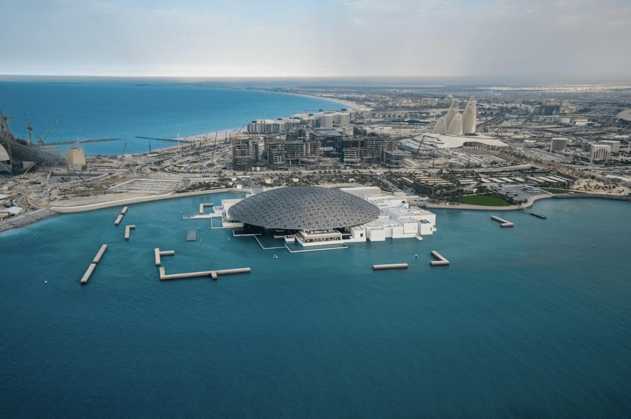 Abu Dhabi Helicopter Tour