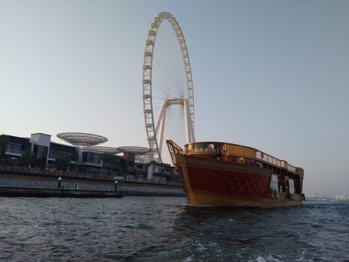 Dubai Ocean Empress Dinner Dhow Cruise