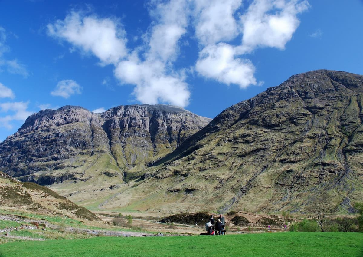 The Highlands, Loch Ness, and Glencoe Tour from Edinburgh