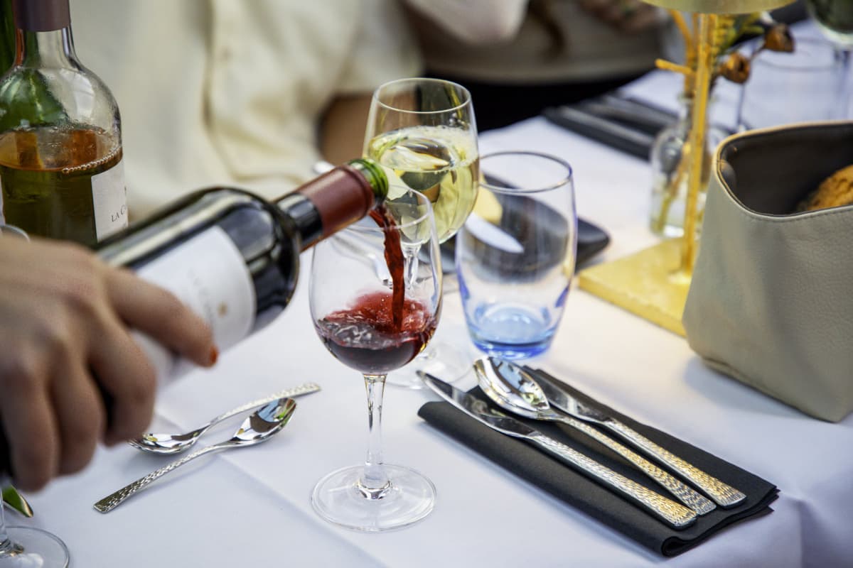 Amsterdam Canal Cruise with 4-Course Dinner