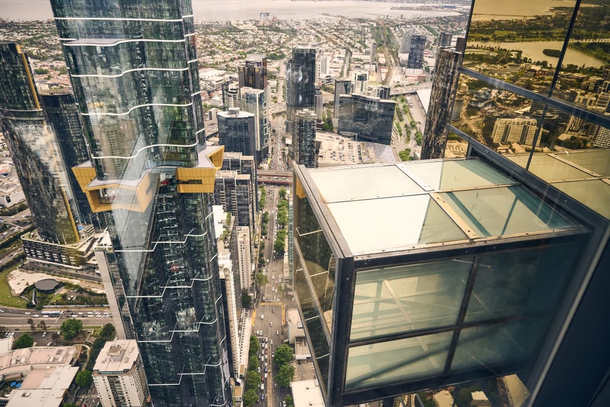 COMBO: Melbourne Skydeck + SEA LIFE Melbourne Aquarium Tickets