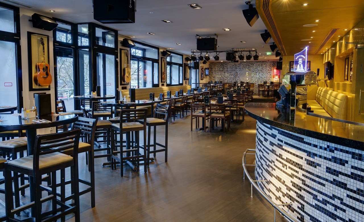 Hard Rock Cafe Berlin Dining Experience