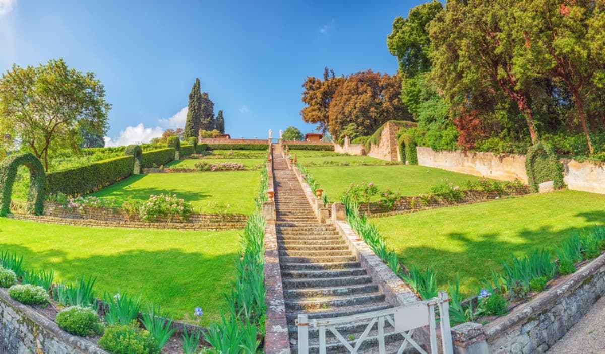 Boboli Gardens Tour with English-Speaking Guide & Skip-the-Line Entry