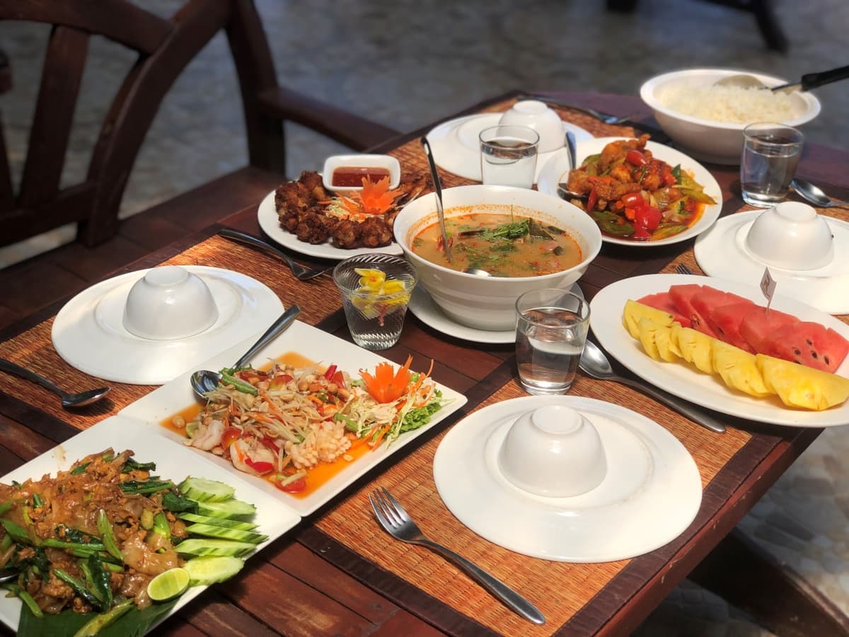 Raya Noi, Raya Yai, and Maiton Island Snorkelling Tour from Phuket