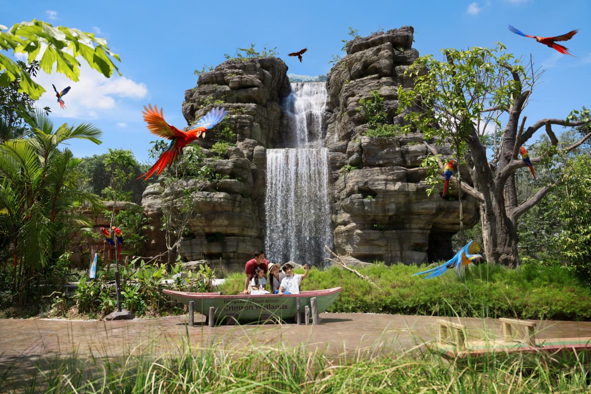 2-Park Destination Pass: Singapore Night Safari + Bird Paradise Tickets