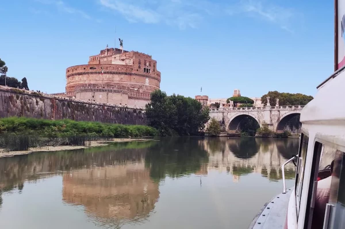 Rome Hop-on Hop-off Tiber Cruise