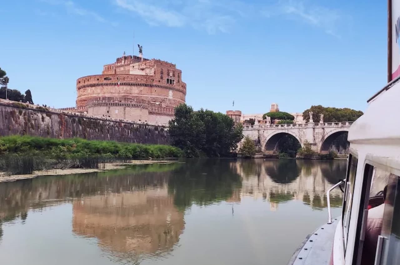 Rome Hop-on Hop-off Tiber Cruise