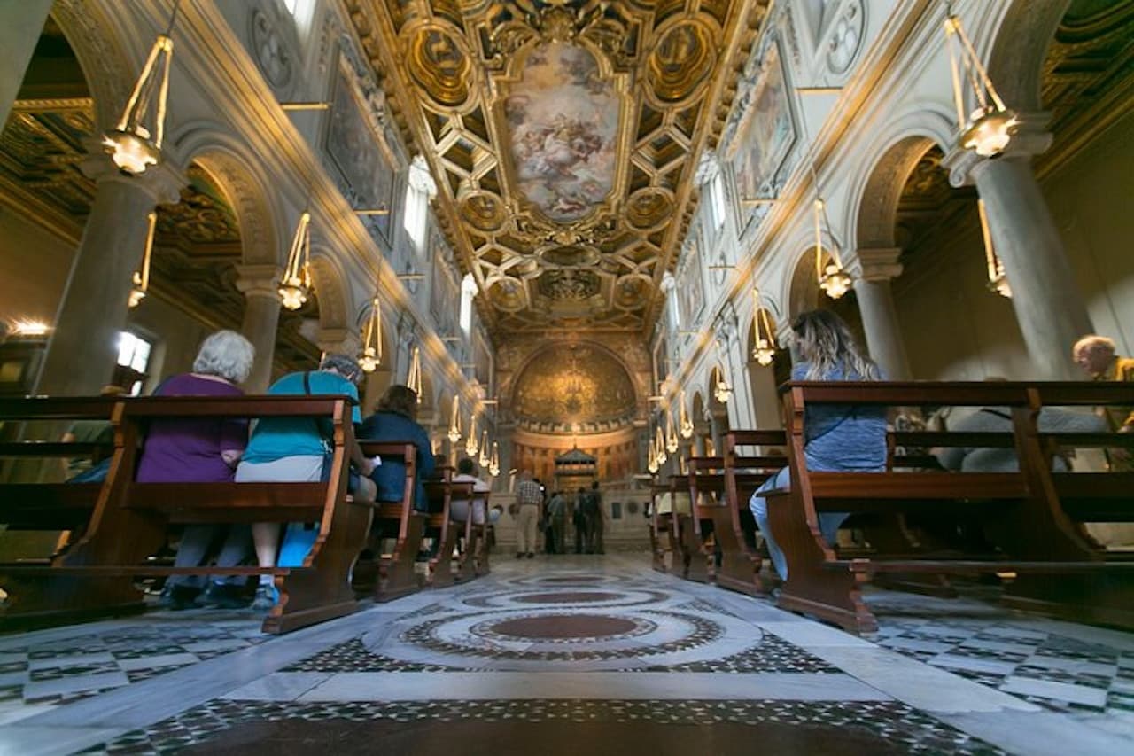 Rome Underground Tour: Capuchin Crypts, Christian Catacombs, Basilica of San Martino ai Monti