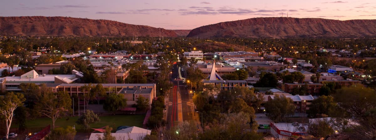 Alice Springs Reptile Centre and City Tour