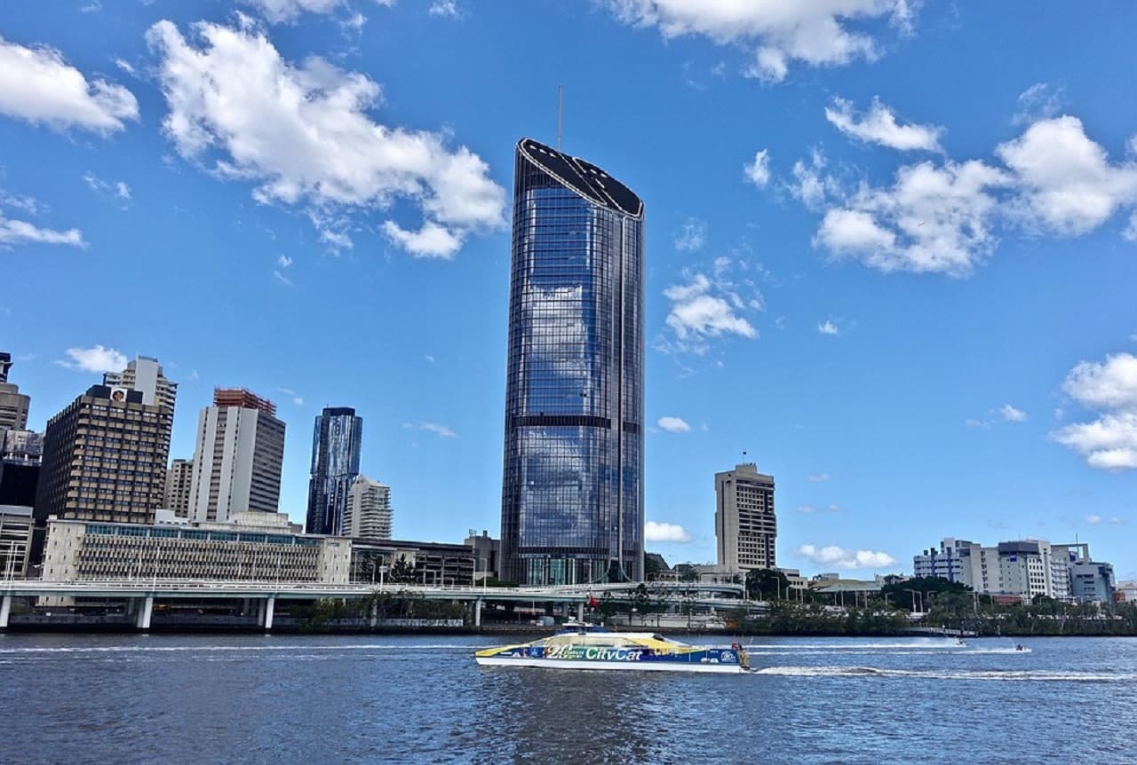 Grand Brisbane Tour from the Gold Coast