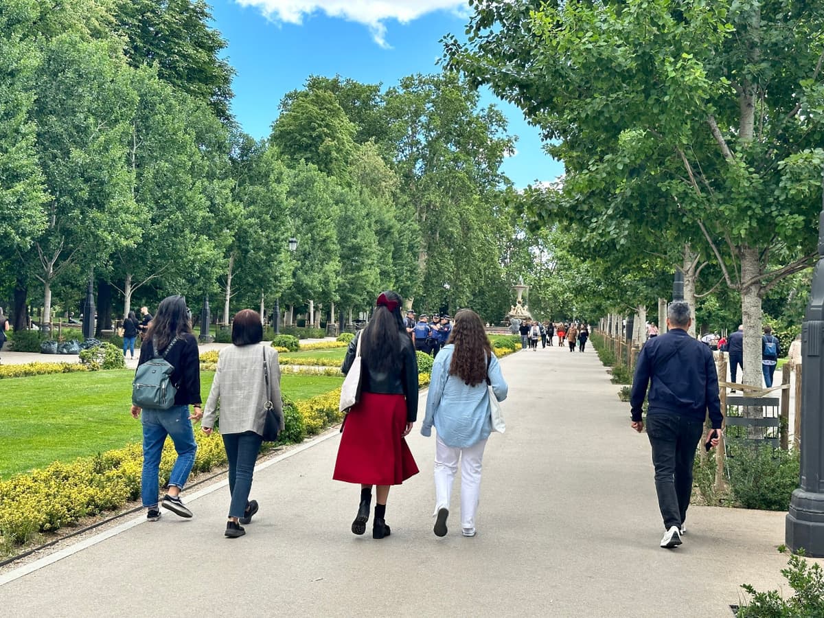 Madrid Highlights Tour with Prado Museum and Royal Palace Skip-the-Line Admission