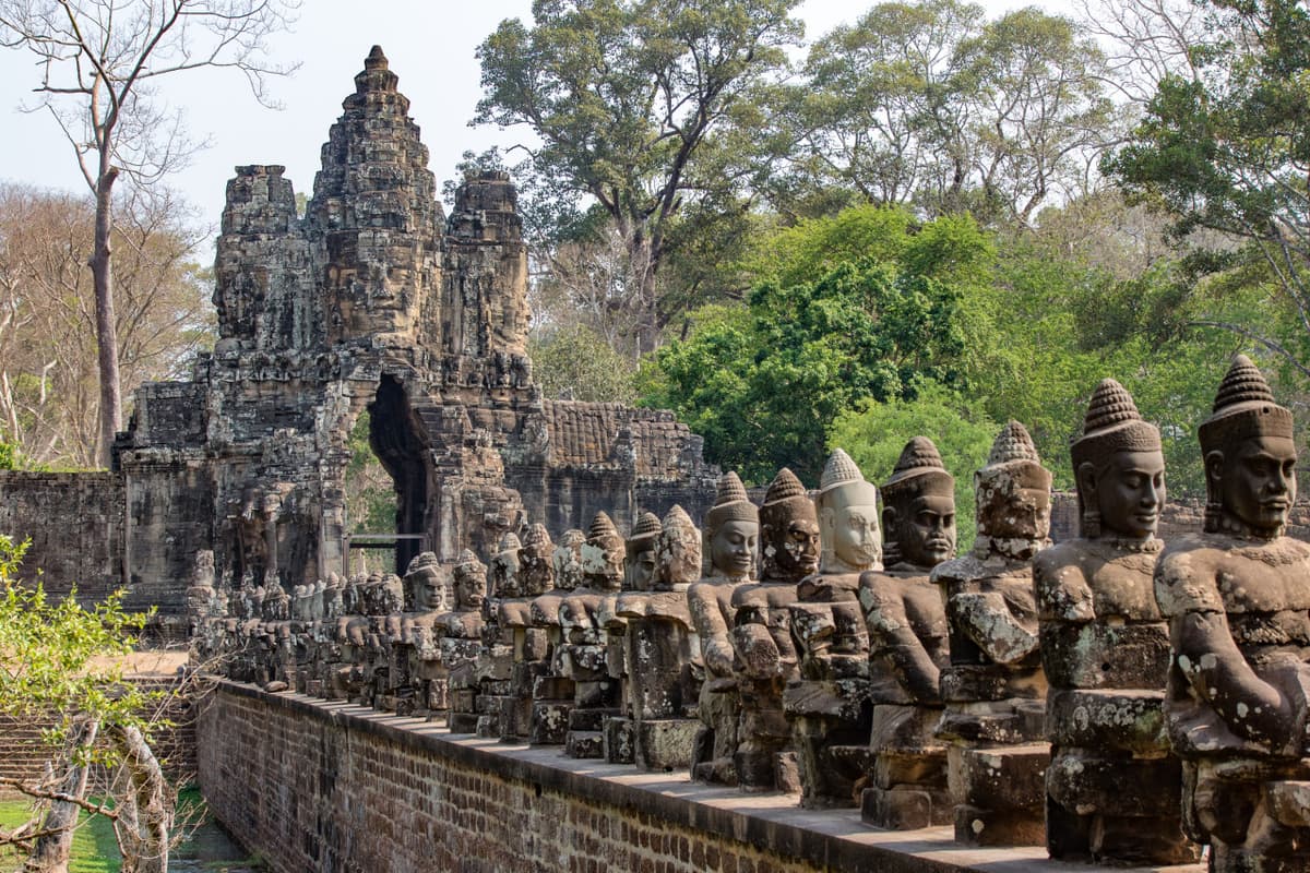 Angkor Temple Trekking Experience