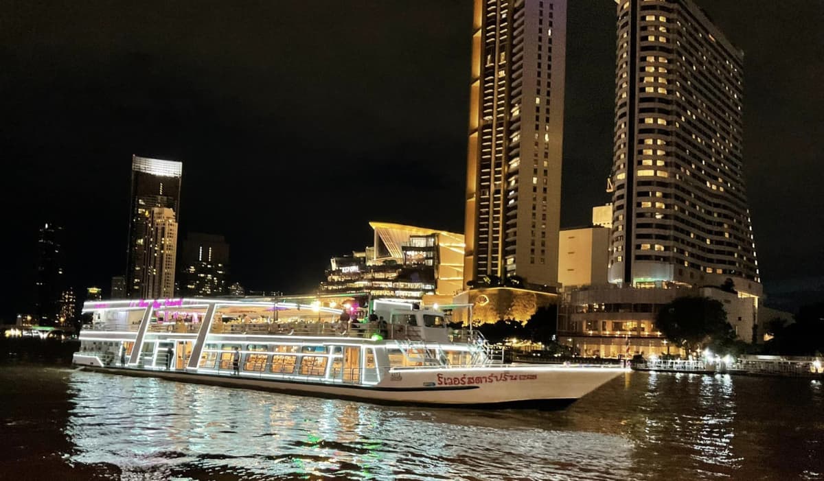 Chao Phraya Dinner Cruise aboard River Star Princess