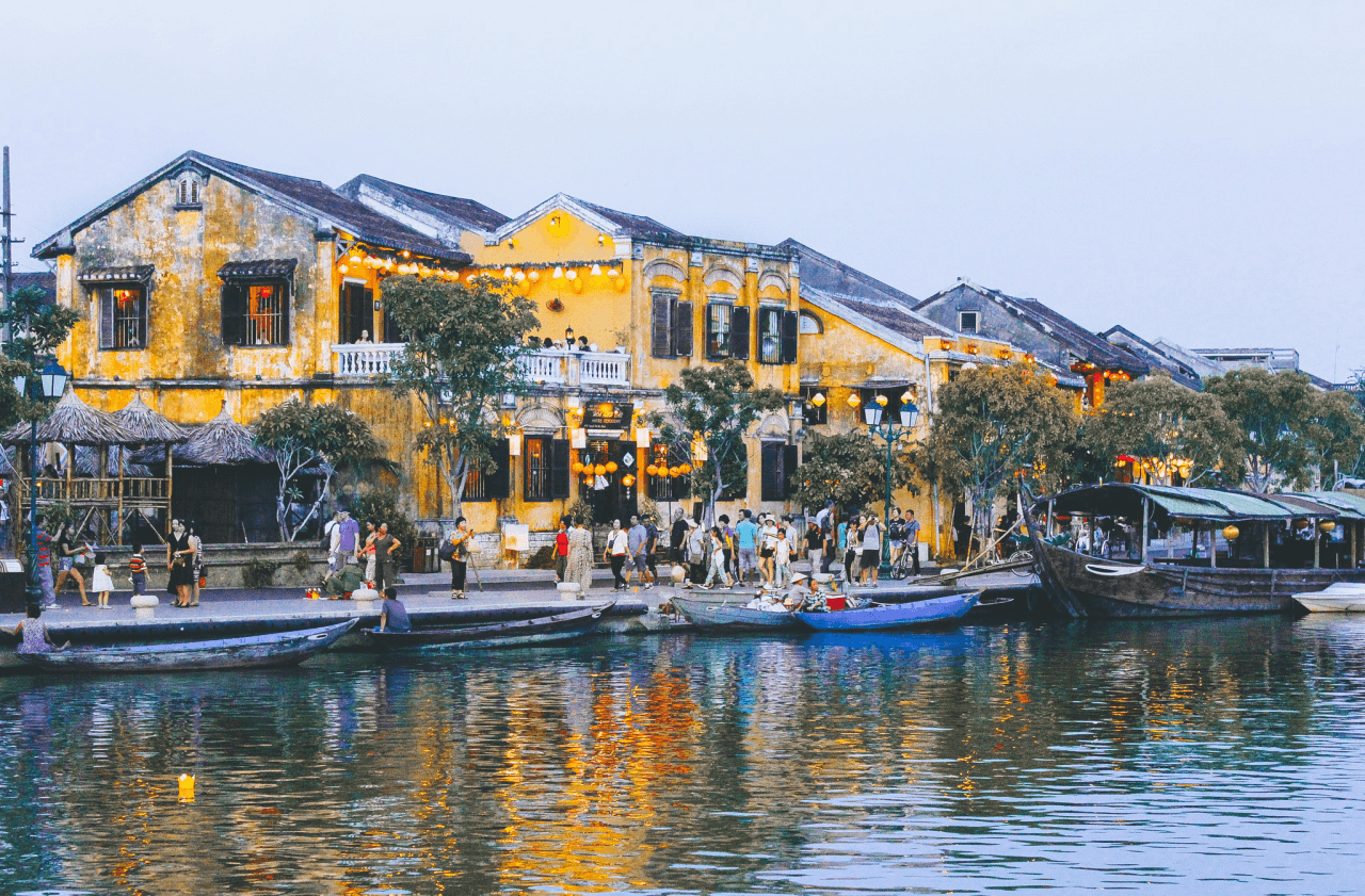 Marble Mountains and Hoi An Ancient Town Half-Day Tour from Da Nang
