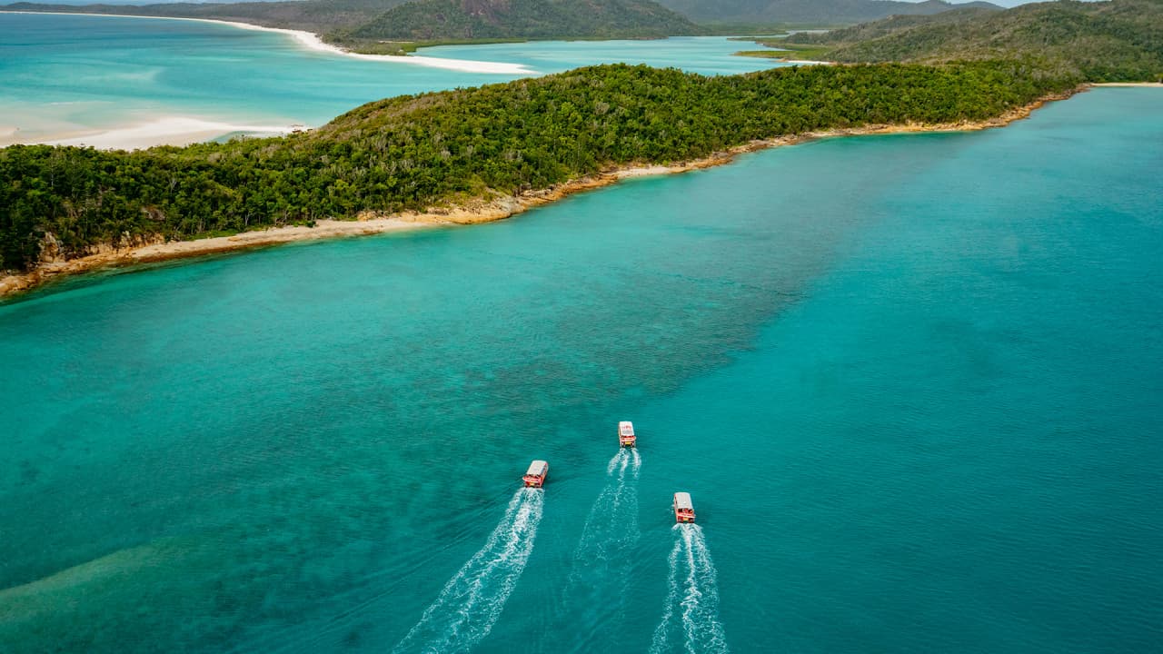 Thundercat Catamaran Whitsundays Islands Tour