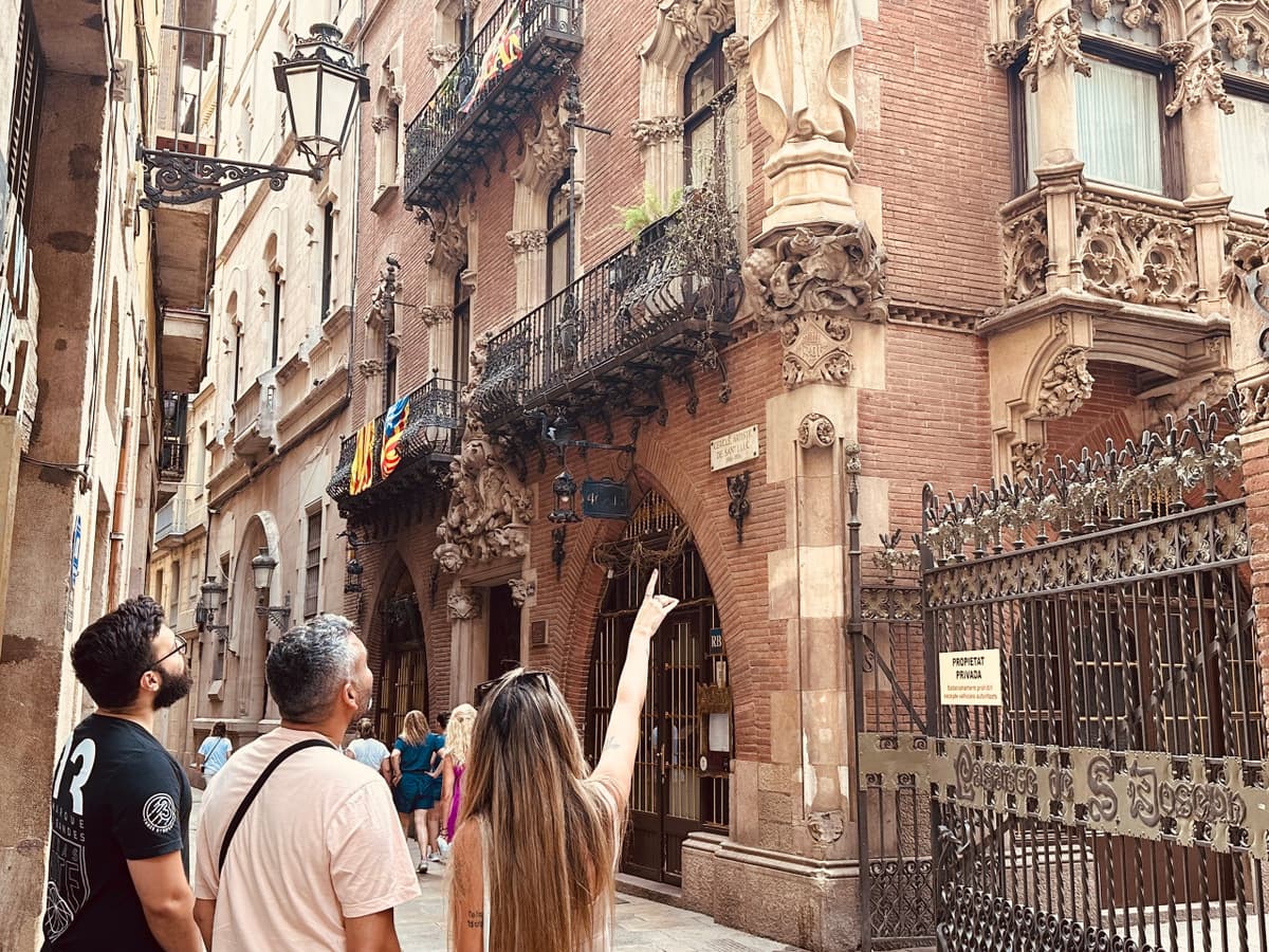 Barcelona Walking Tour with Picasso Museum Skip-the-Line Admission