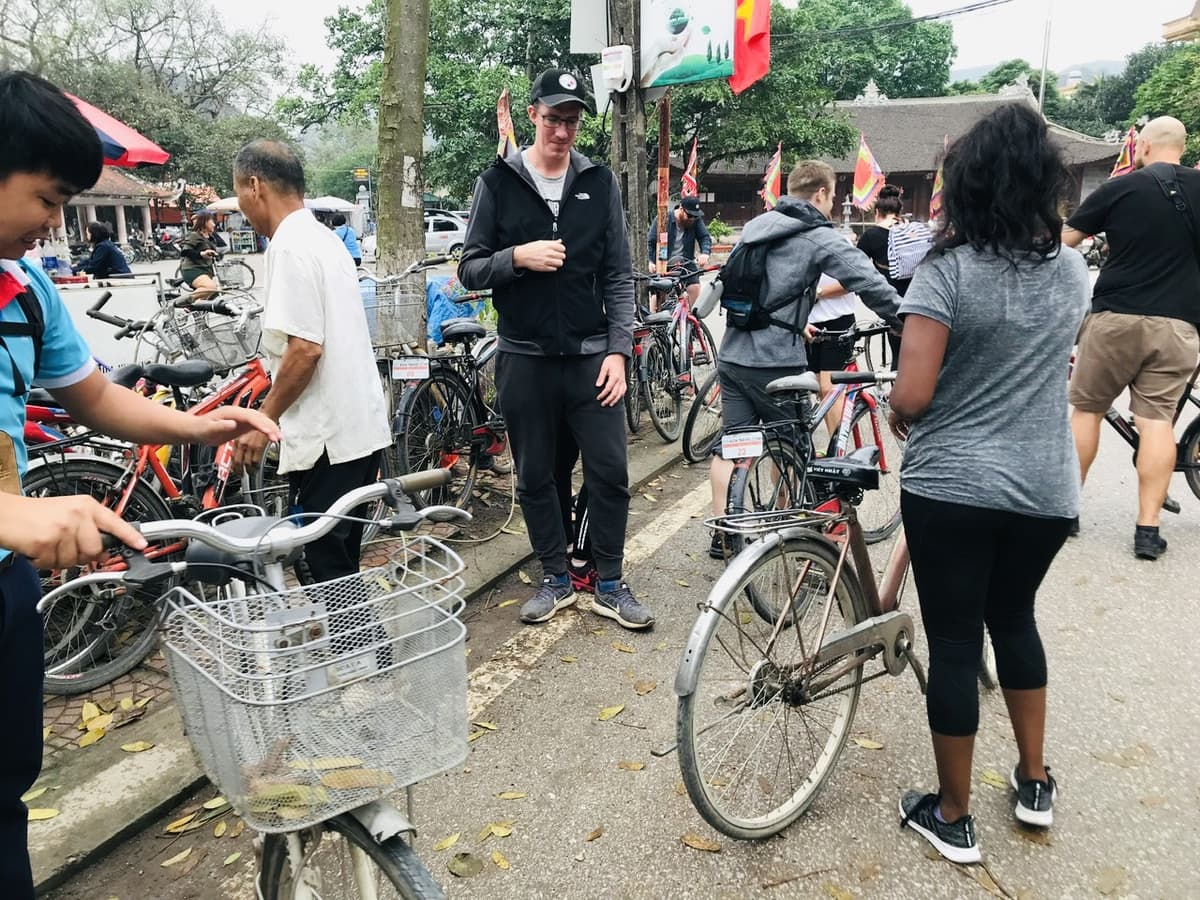Hoa Lu and Tam Coc Tour from Hanoi