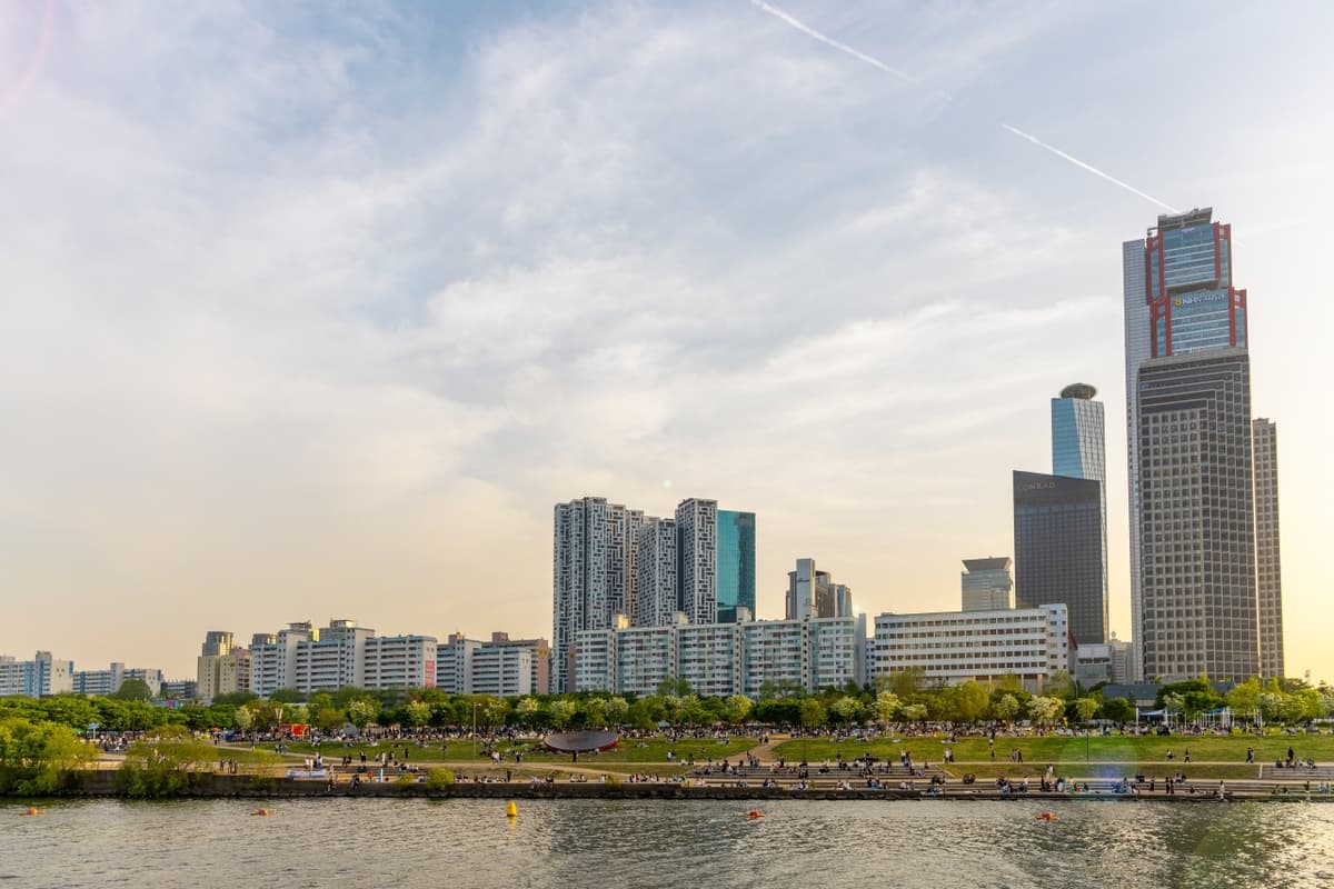 Han River E-land Cruise