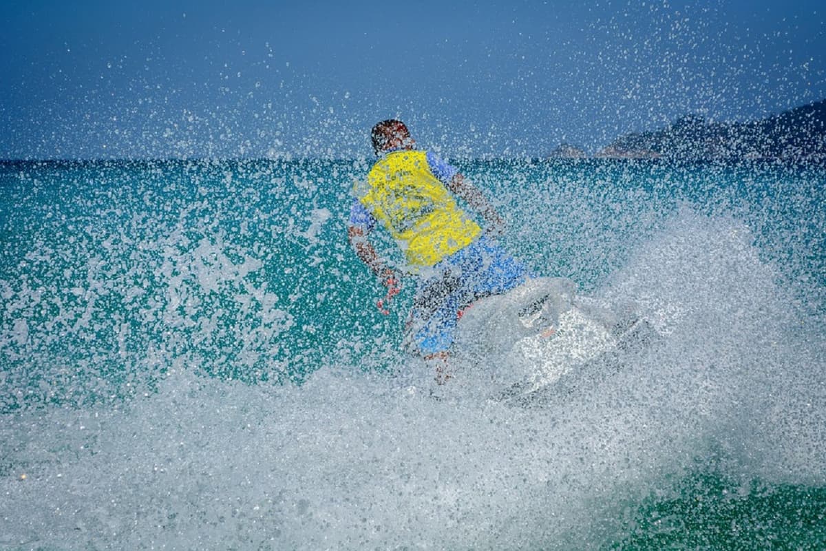 Kenting South Bay Water Sports Experience