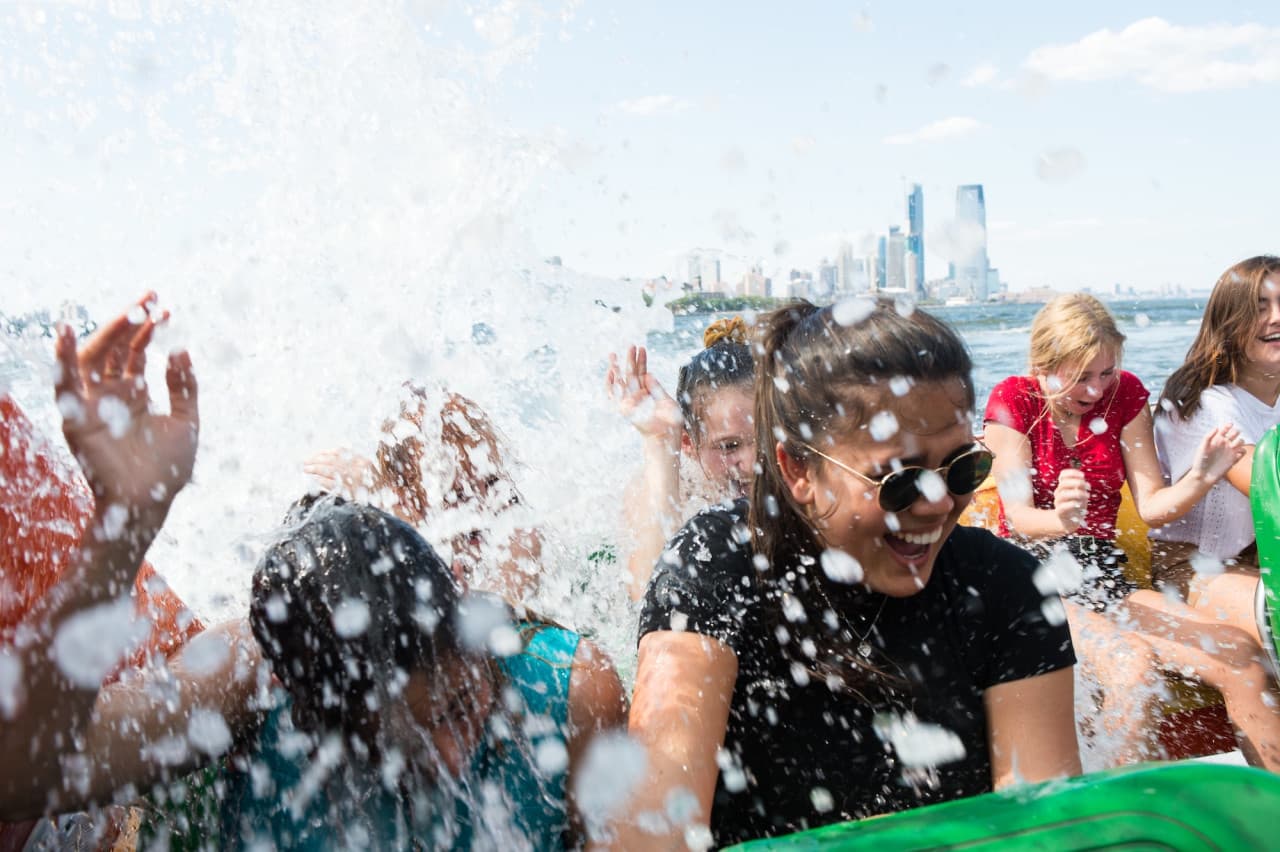 The Beast Downtown Speedboat to Statue of Liberty by Circle Line: Reserved Straight-to-Board Ticket